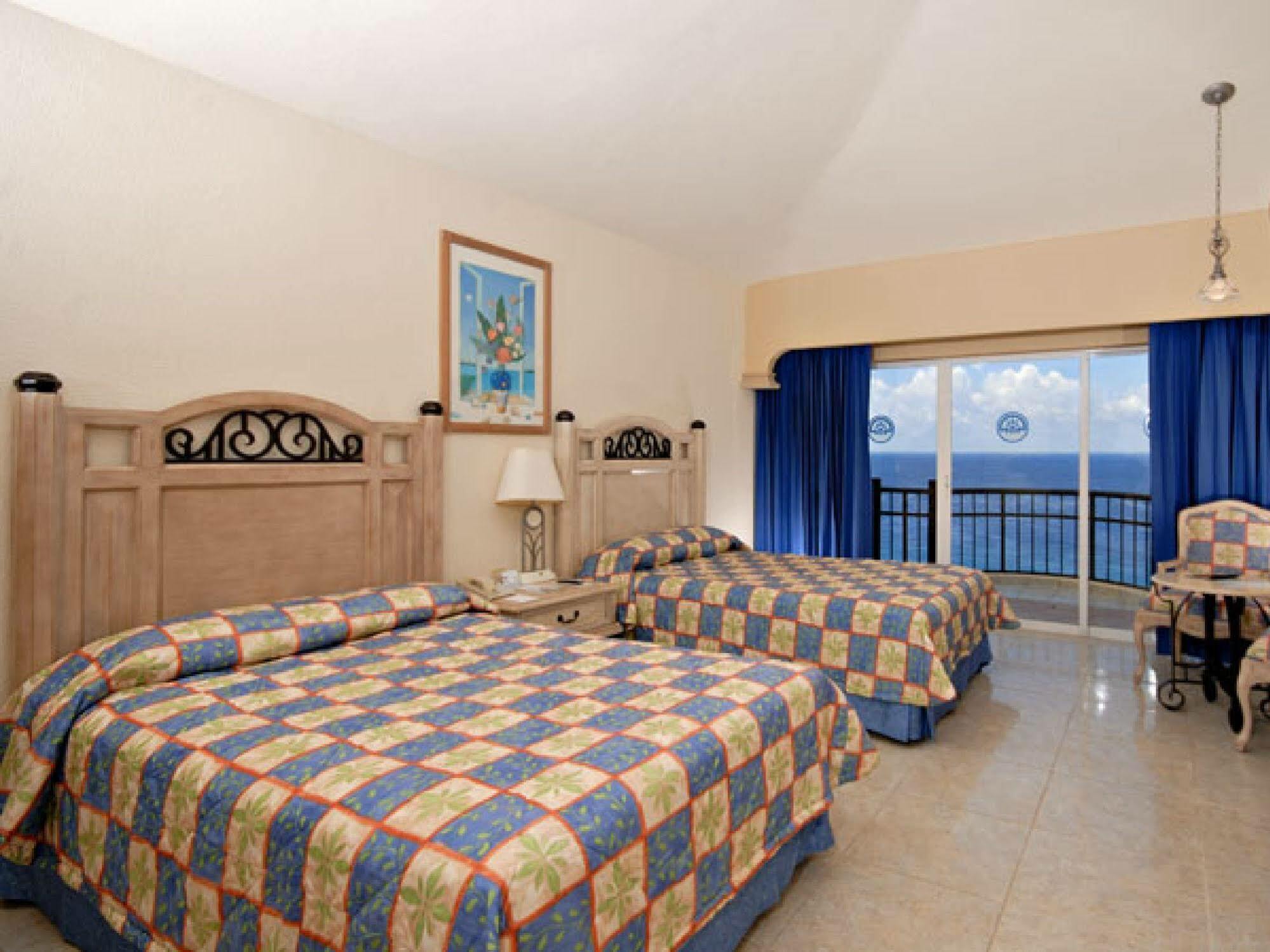 Hotelcoz All Inclusive Cozumel Exterior photo